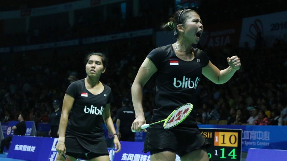 Greysia Polii/Nitya Krishinda Maheswari merayakan kemenangan. Copyright: © PBSI